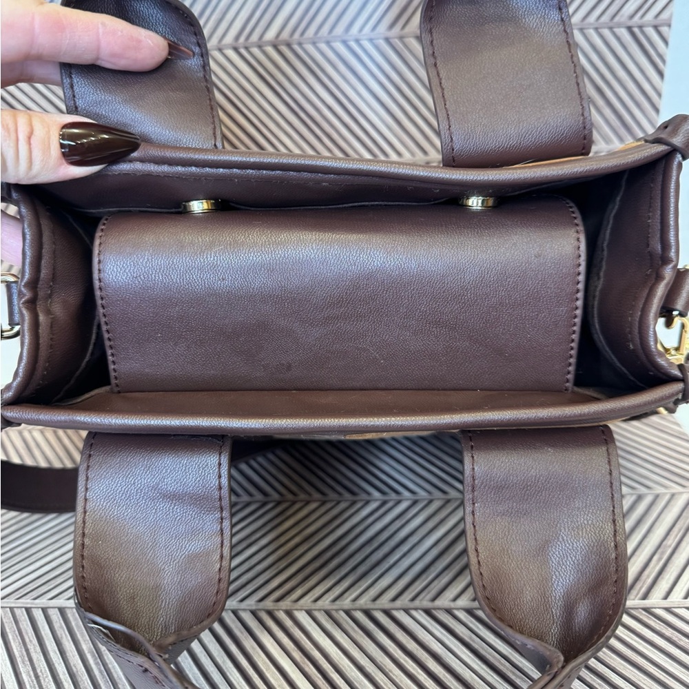 Steve Madden Stylish Patchwork Crossbody Bag In B… - image 4